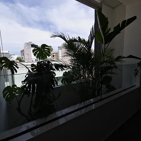 Carisa Deluxe With Jacuzzi