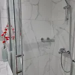 Carisa Deluxe With Jacuzzi * Lárnaka