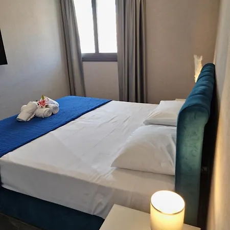 Carisa Deluxe With Jacuzzi Apartman Lárnaka