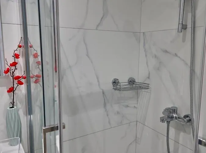 Carisa Deluxe With Jacuzzi * لارنكا